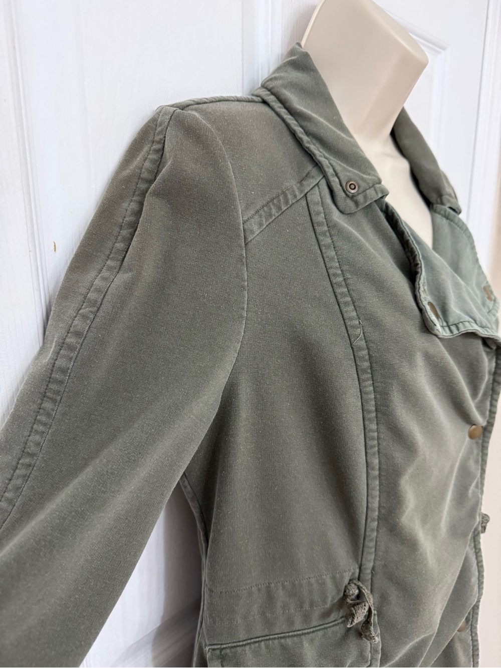 Saturday Sunday Anthropologie Olive Green Utility Jacket Cargo Drawstring Medium - Picture 7 of 15